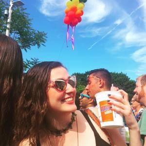 Meet your Posher, Elizabeth